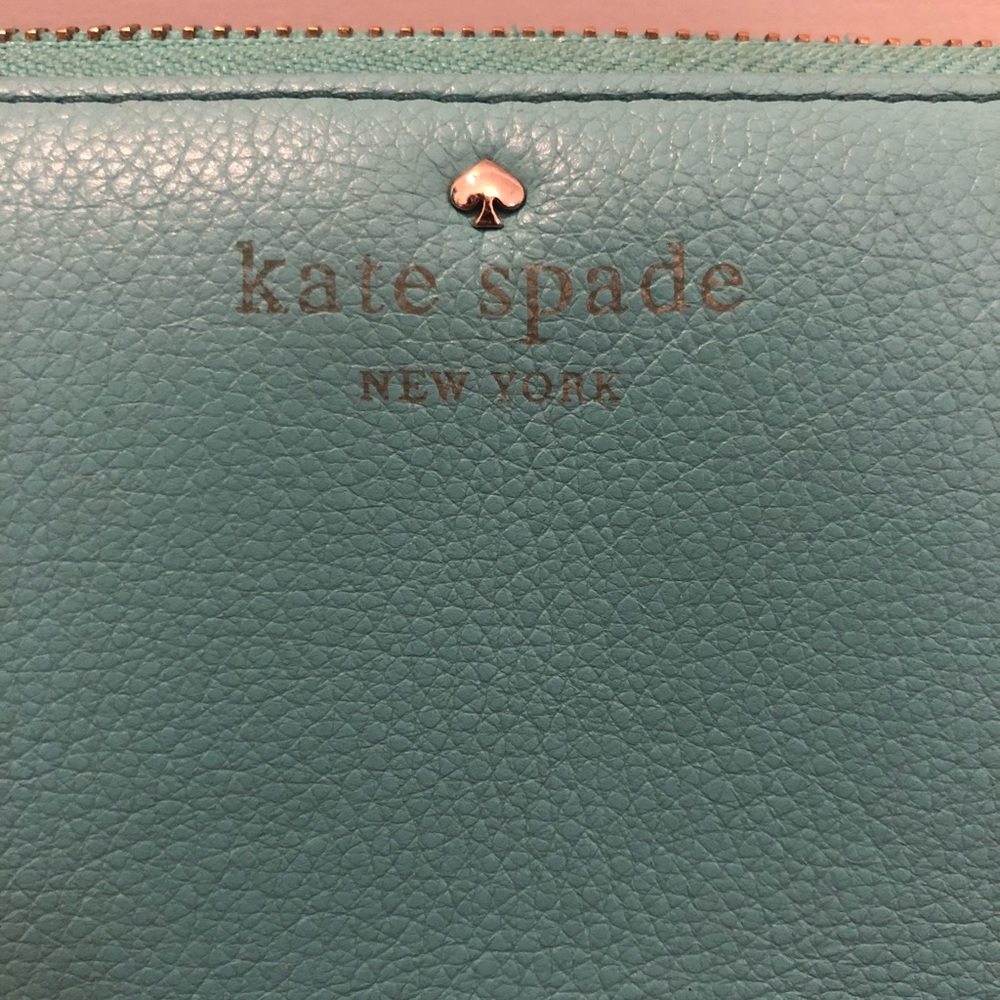 Kate Spade Wallet - Picture 4 of 4